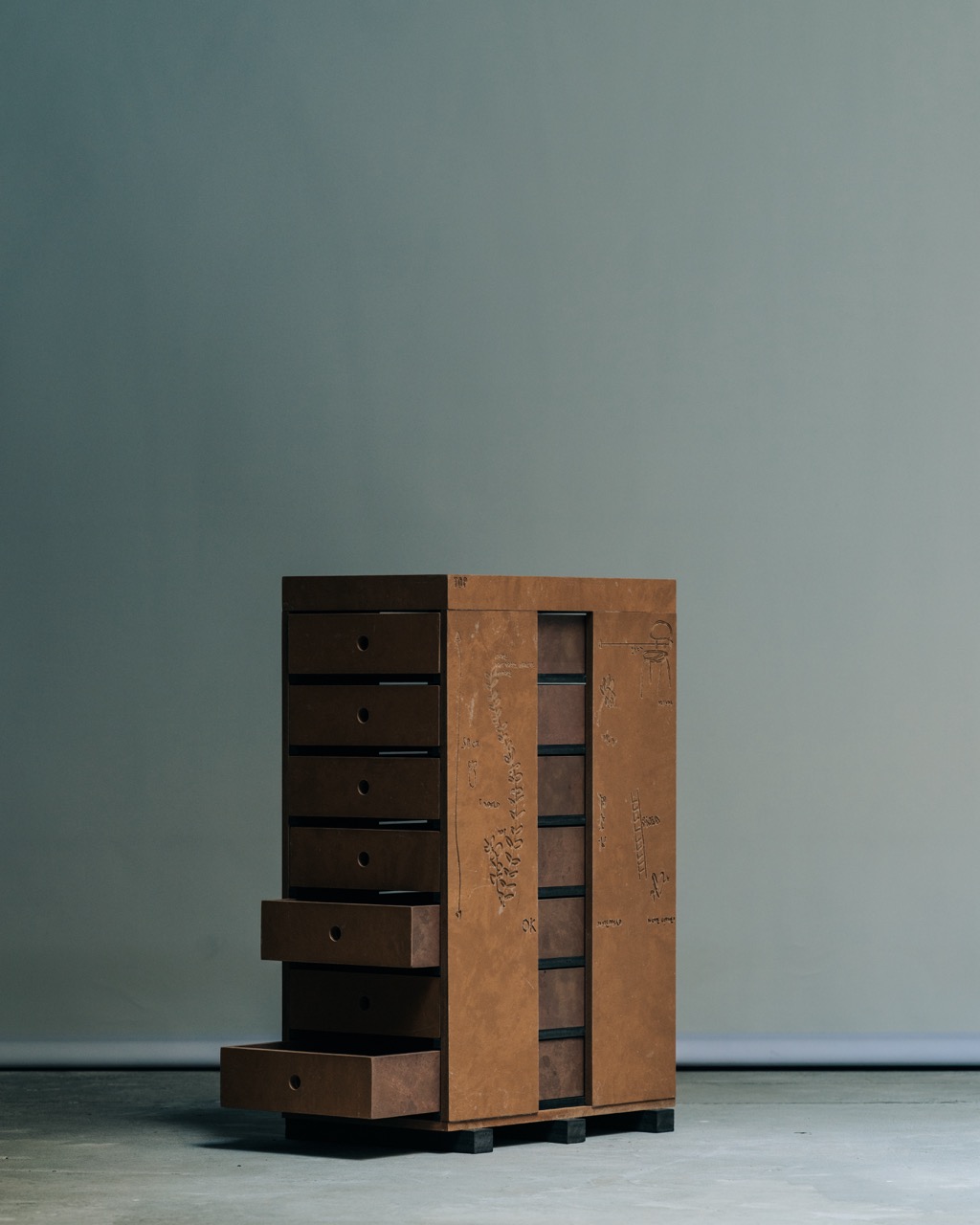 Willem van Hooff - studio image 8